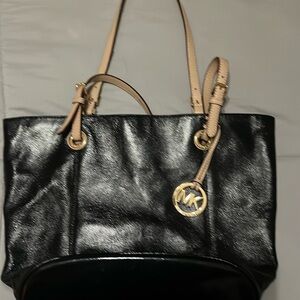 Micheal korsbutton top tote, gold hardware
